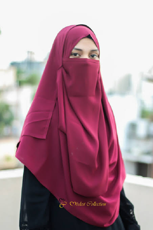 \"I&I STORE × RAJABROOKE\" HIJAB MOiSTREET Hijab Chiffon White – Moistreet